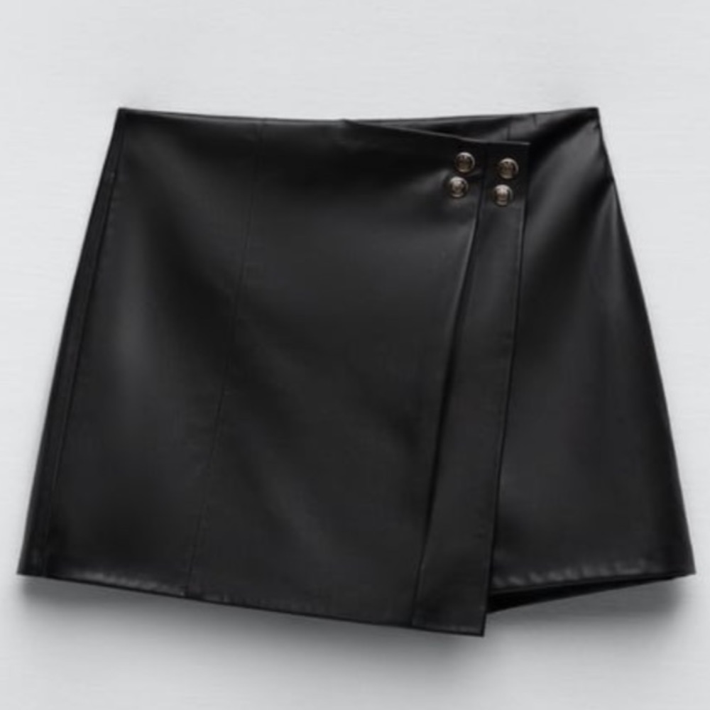 ZARA Skort. NEW WITH TAGS